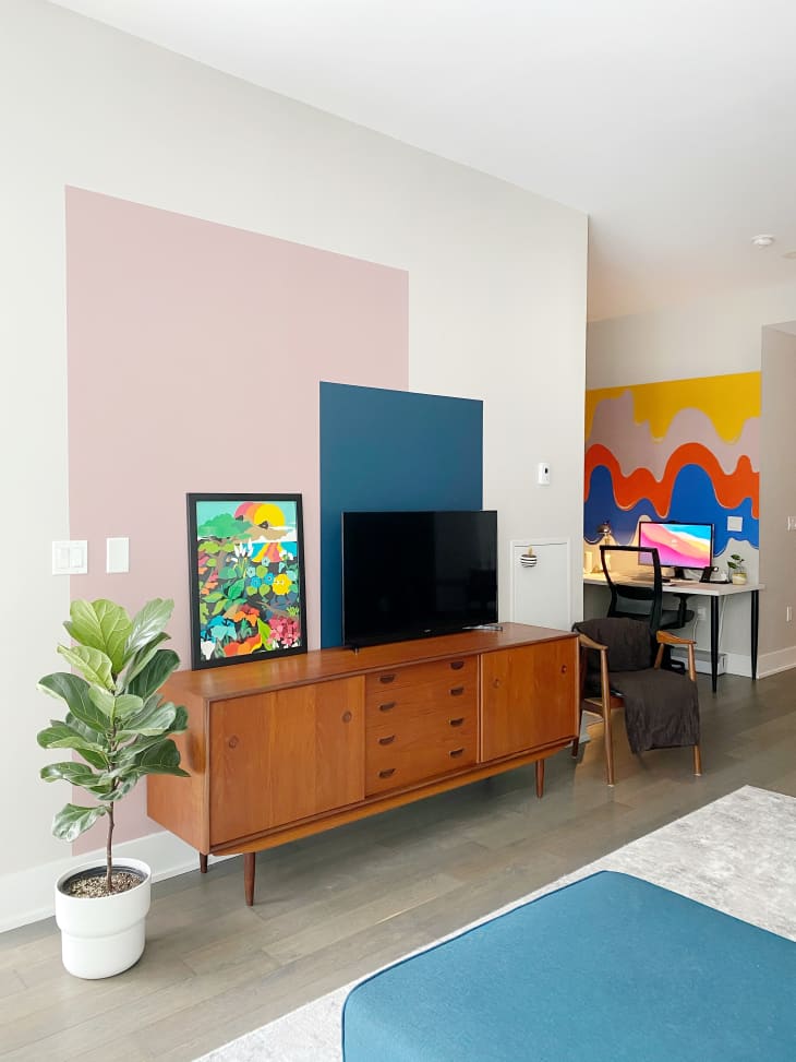 This Rental Shows How to Use DIY Color Blocking to Distinguish Living